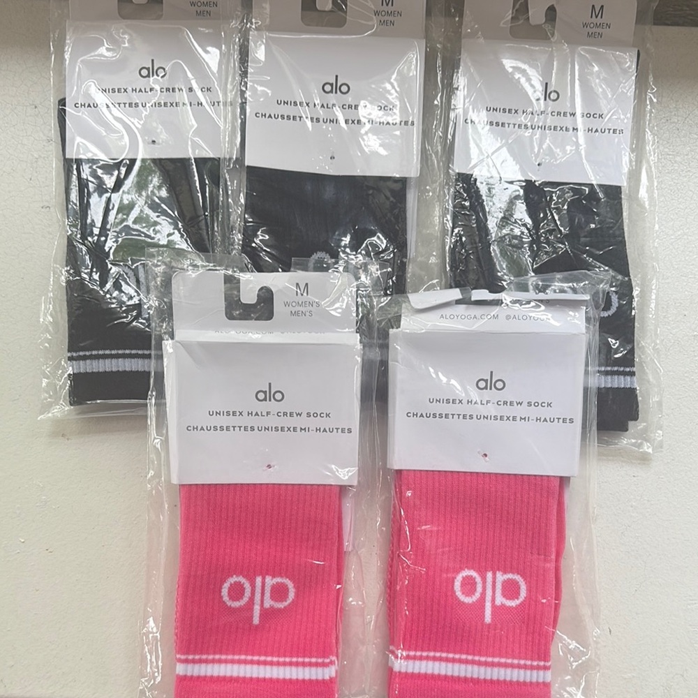 ALO Black and Pink Socks 5 pairs w/ Cushioned Sole and Breathable Fabric